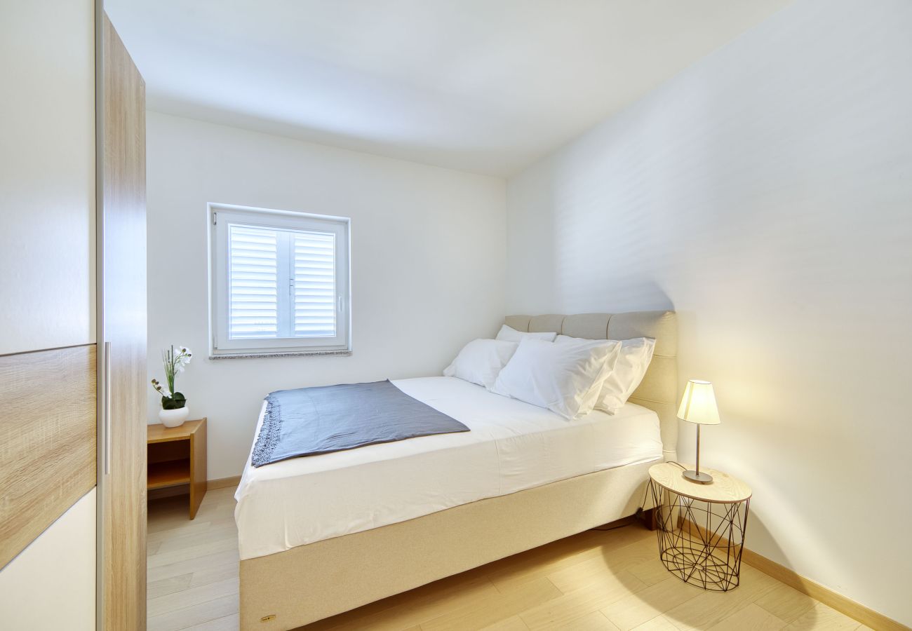 Apartment in Ljubac - Apartment Gazic No 4 by the Sea