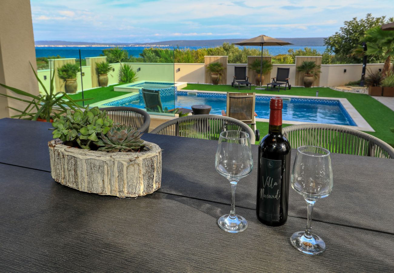 Villa in Dobropoljana - Villa Masanda with Pool