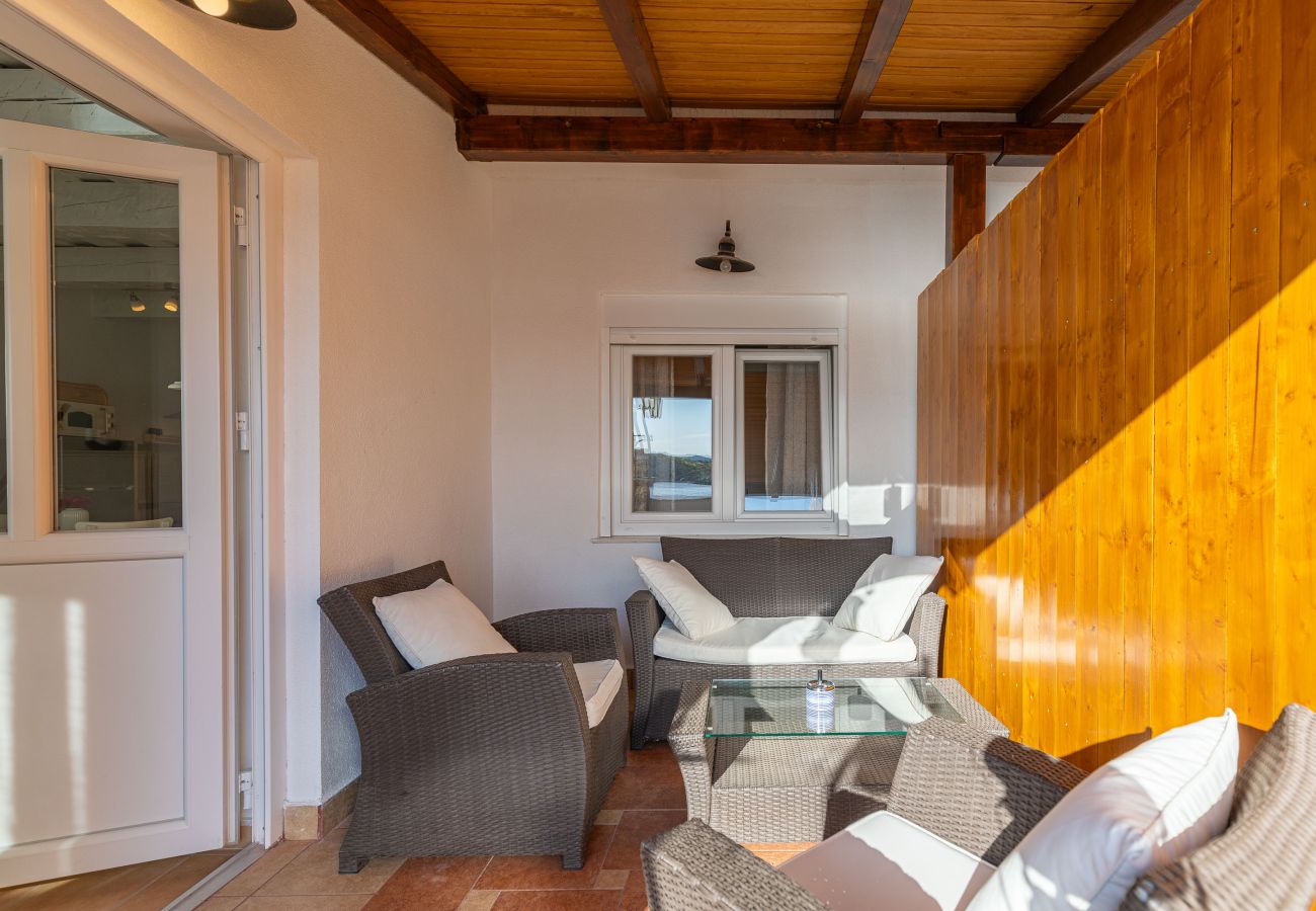 Apartment in Maslenica - Apartment Sidro by the sea