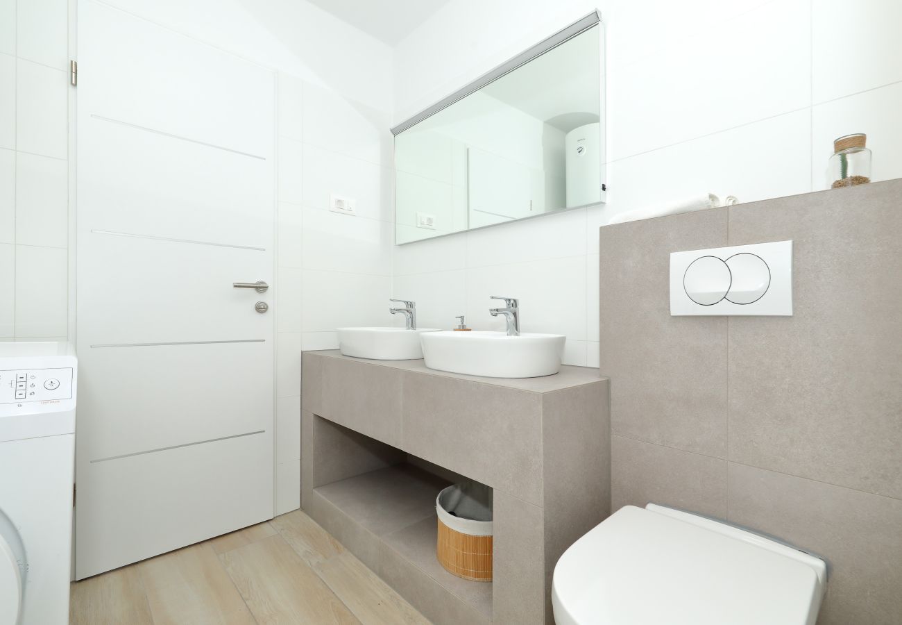 Villa in Vrsi - Villa Angelina with Heated Pool