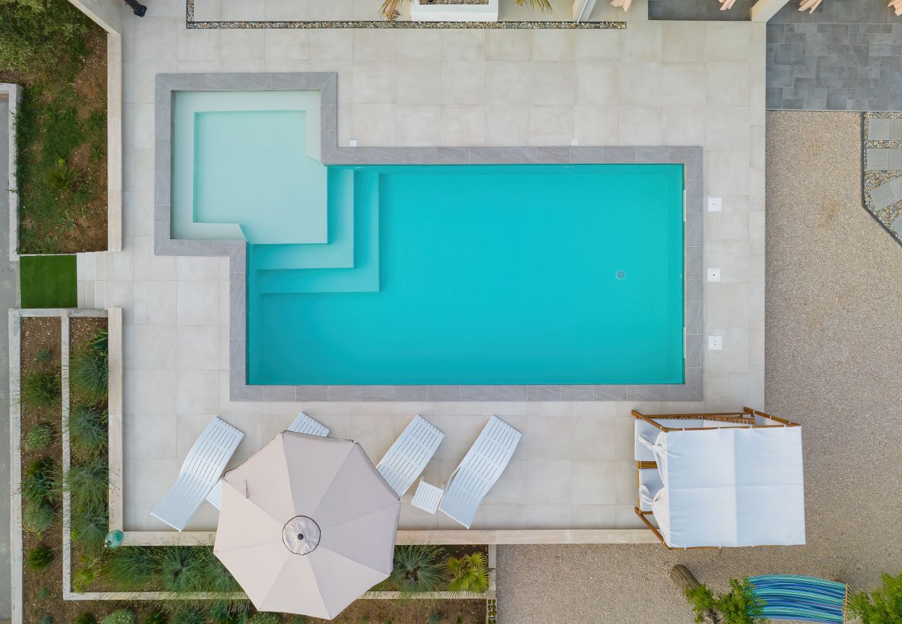 Villa in Vrsi - Villa Angelina with Heated Pool