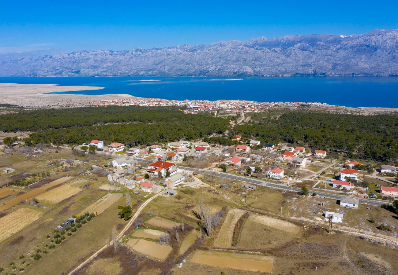 House in Ražanac - Holiday House Rudic with large garden