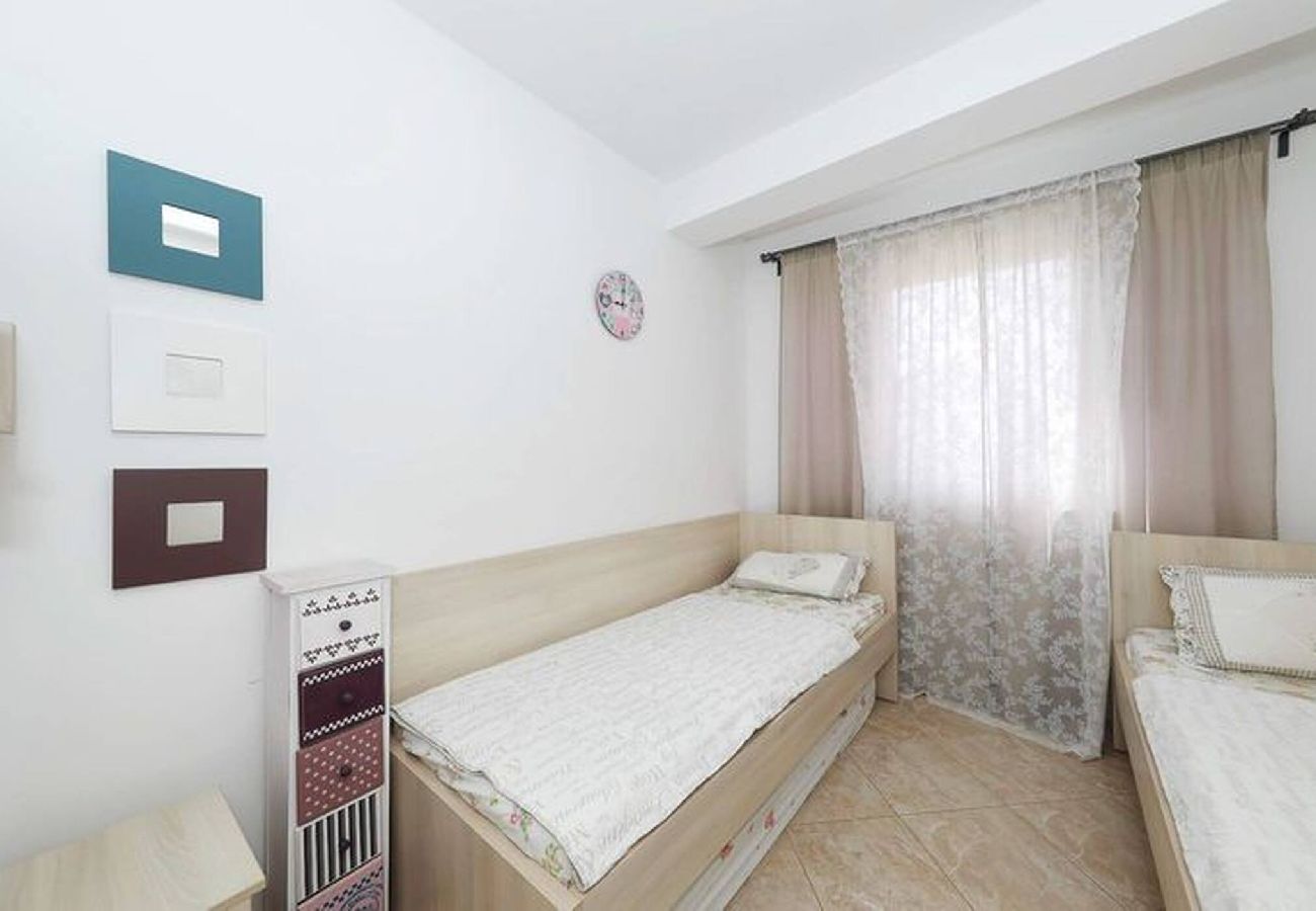 Apartment in Privlaka - Darsofina No 5 