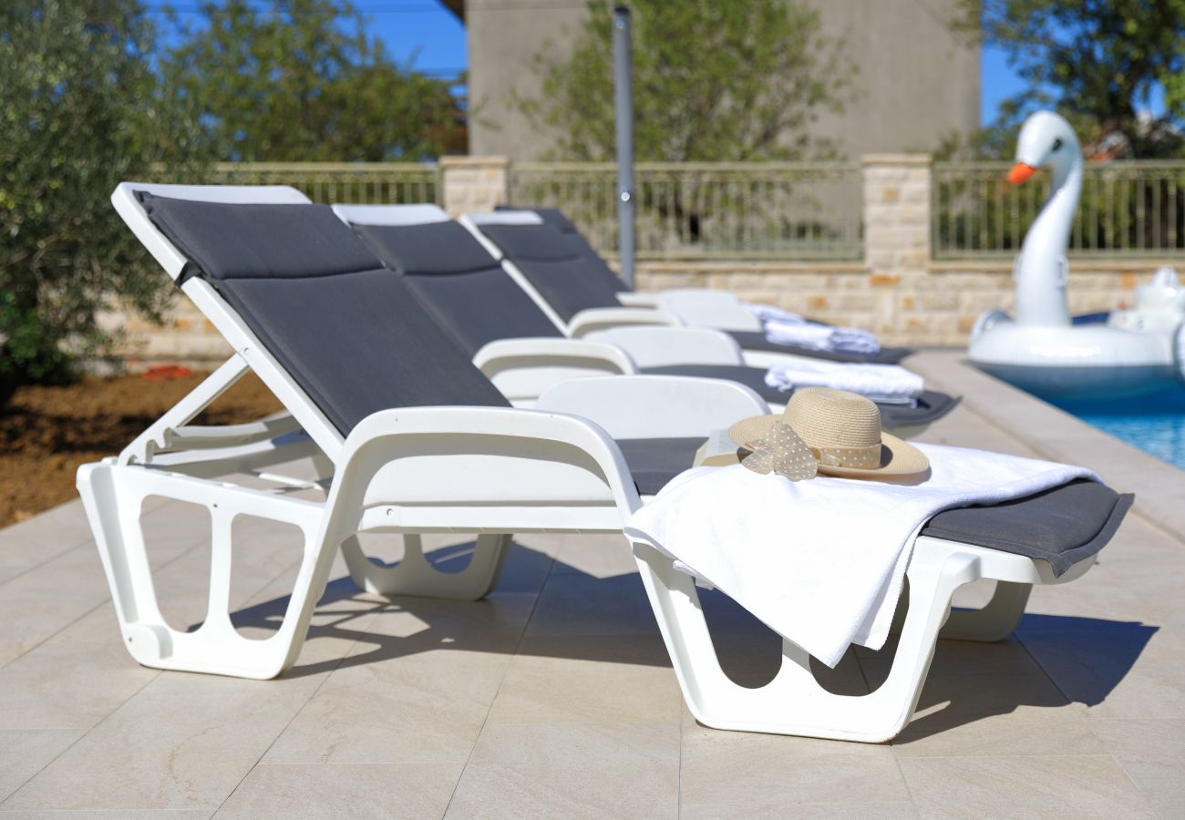 House in Debeljak - Holiday Home Angelina with Private Pool