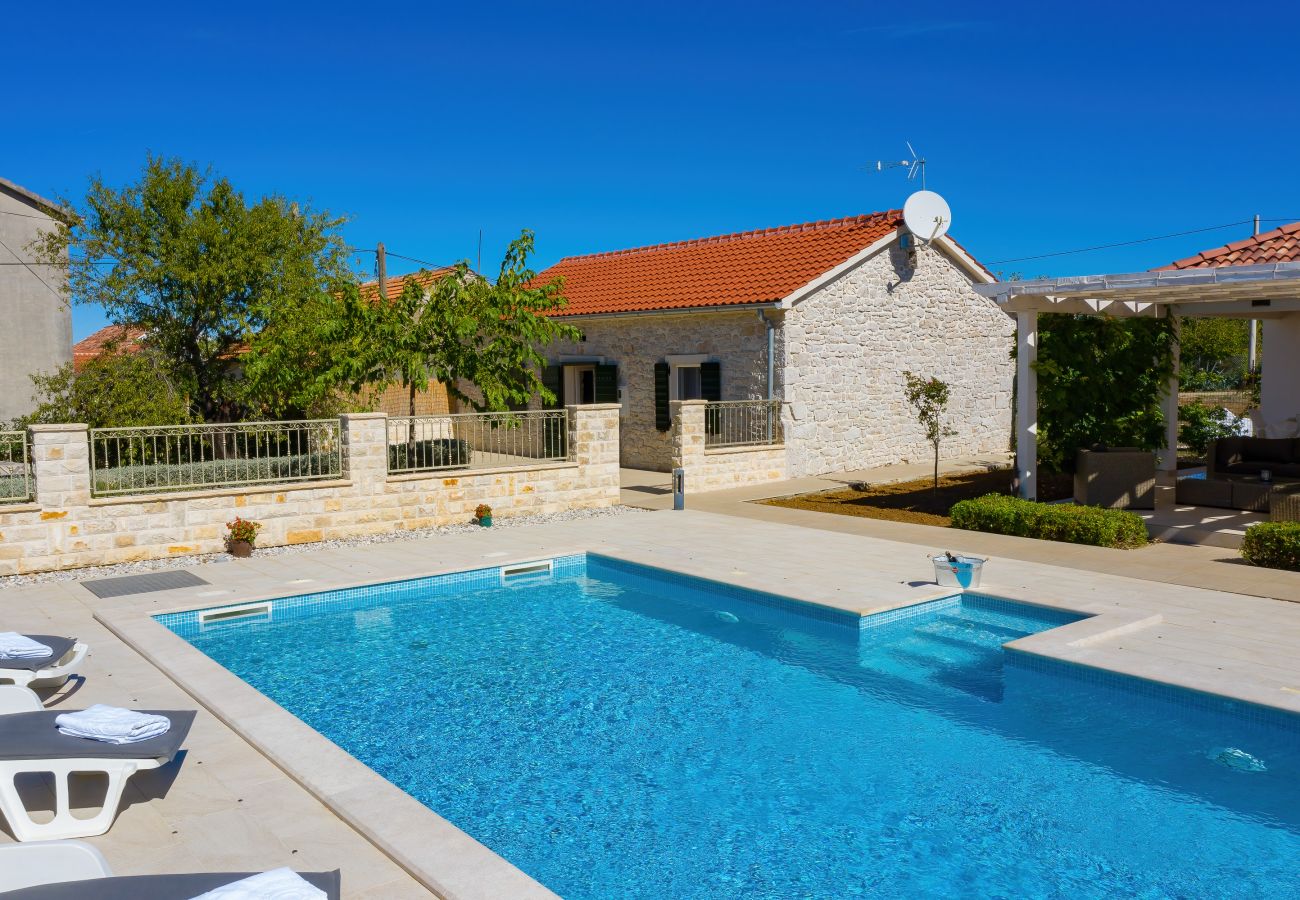 House in Debeljak - Holiday Home Angelina with Private Pool