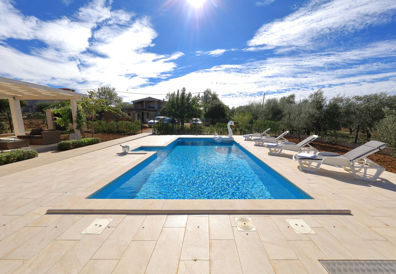 House in Debeljak - Holiday Home Angelina with Private Pool
