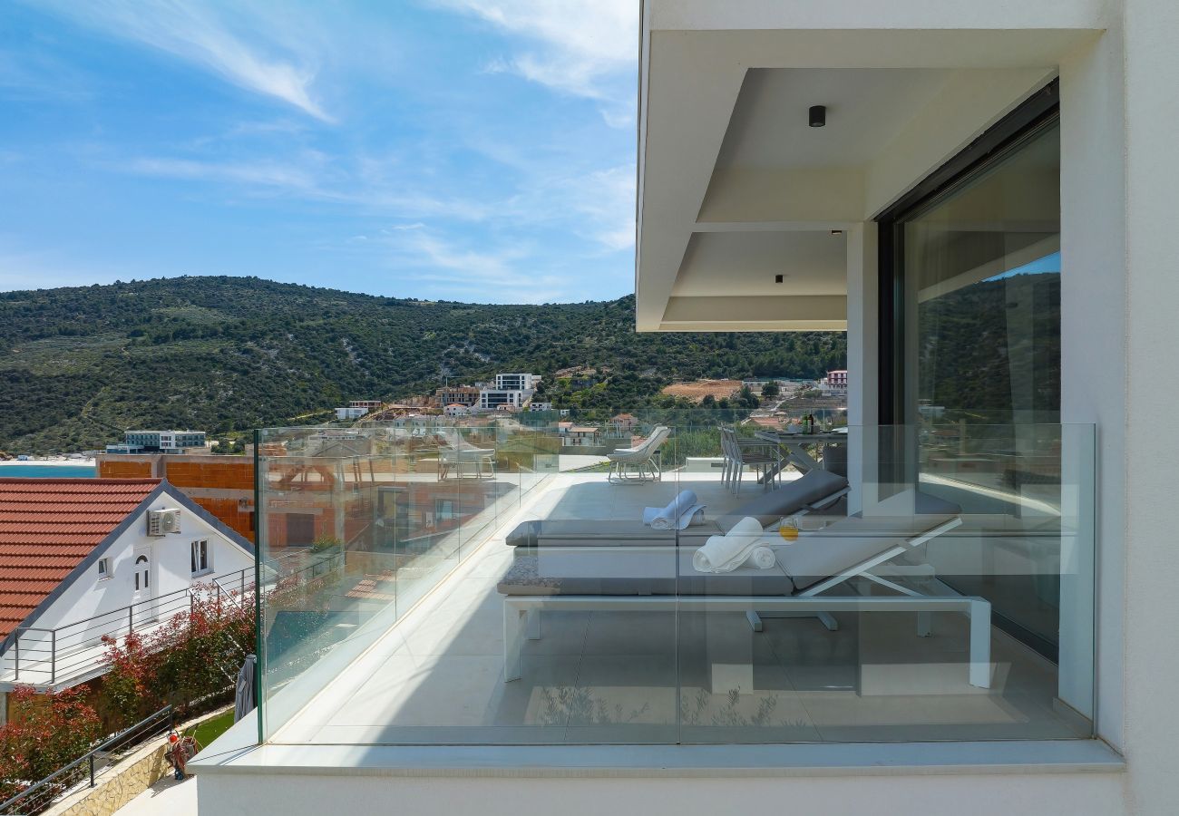 Apartment in Marina - Apartment Mentis with Sea View