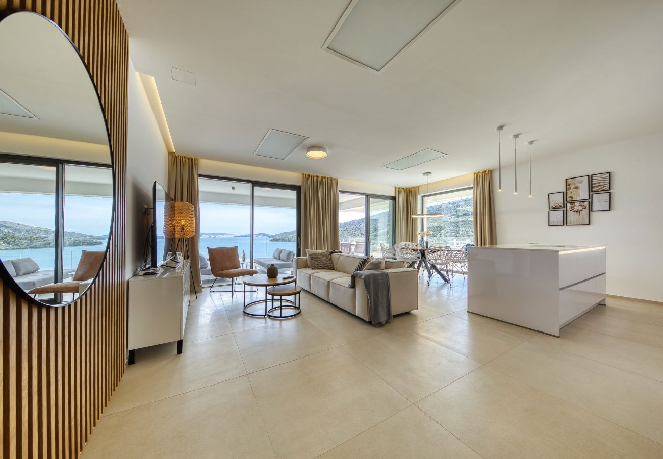 Apartment in Marina - Apartment Mentis with Sea View
