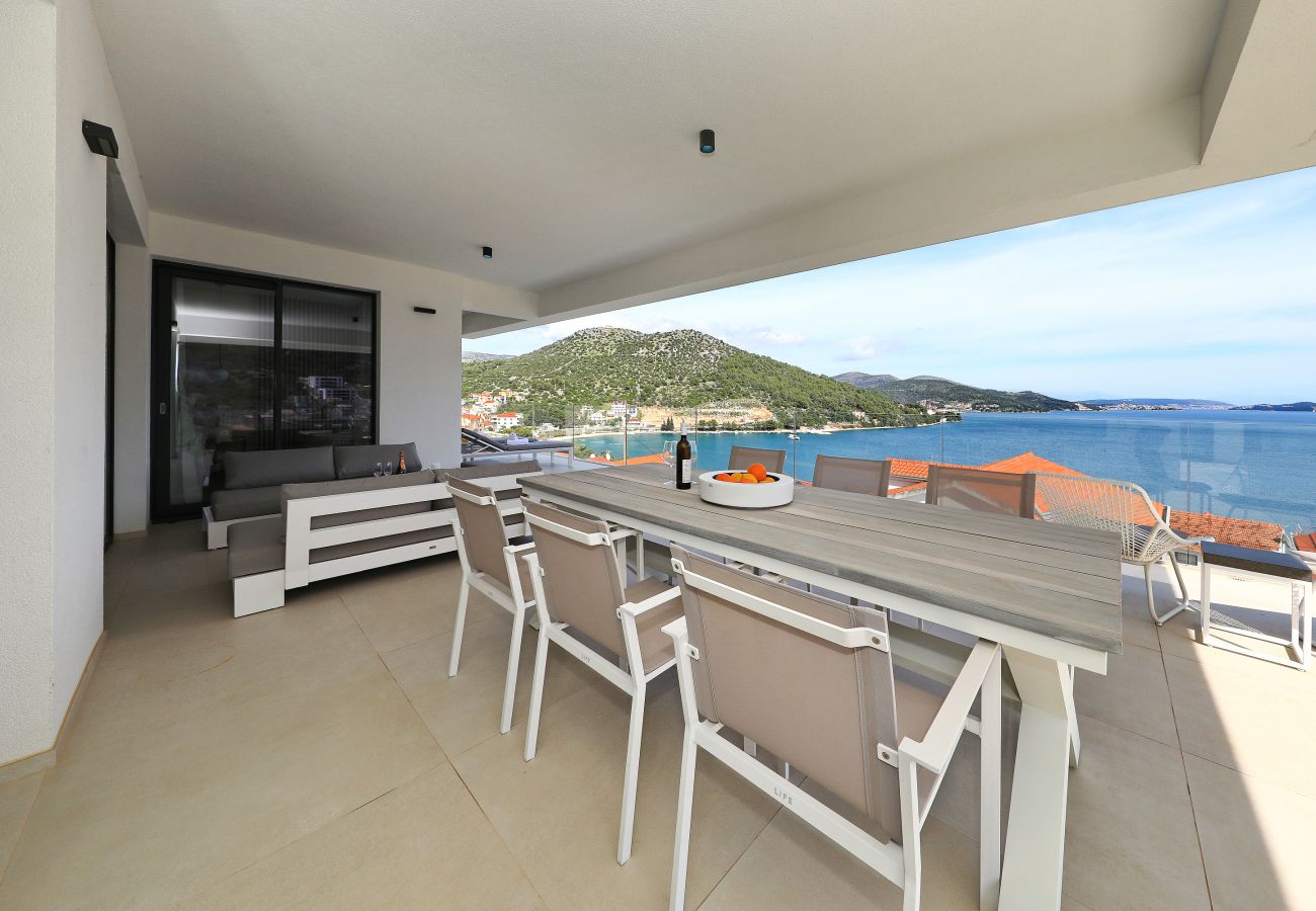 Apartment in Marina - Apartment Mentis with Sea View