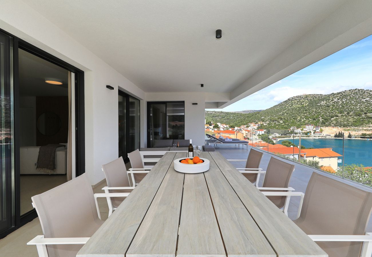 Apartment in Marina - Apartment Mentis with Sea View