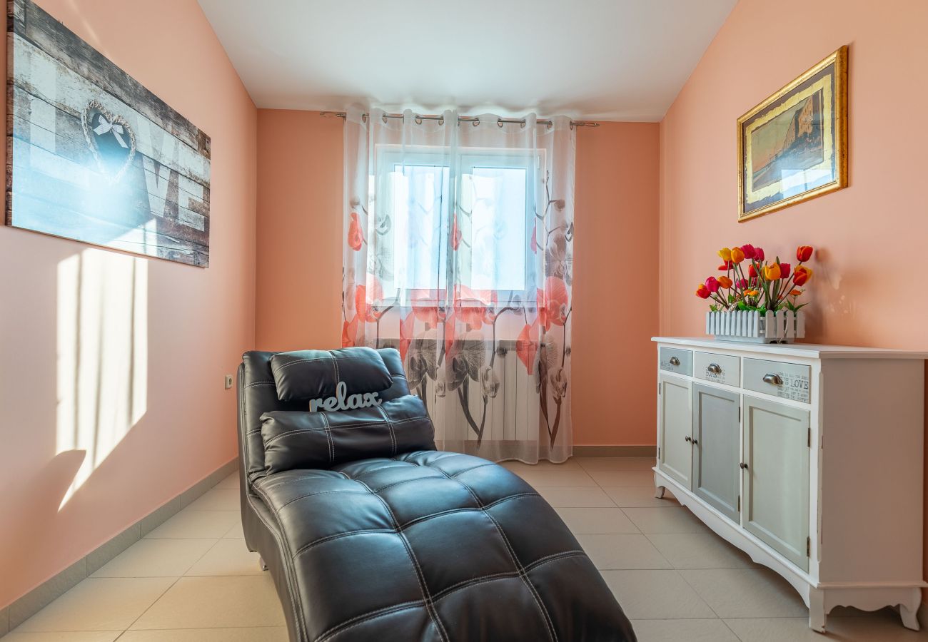 Apartment in Zadar - Apartment Marinko No.4 near SC Višnjik