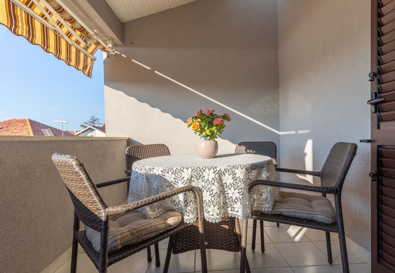 Apartment in Zadar - Apartment Marinko No.4 near SC Višnjik