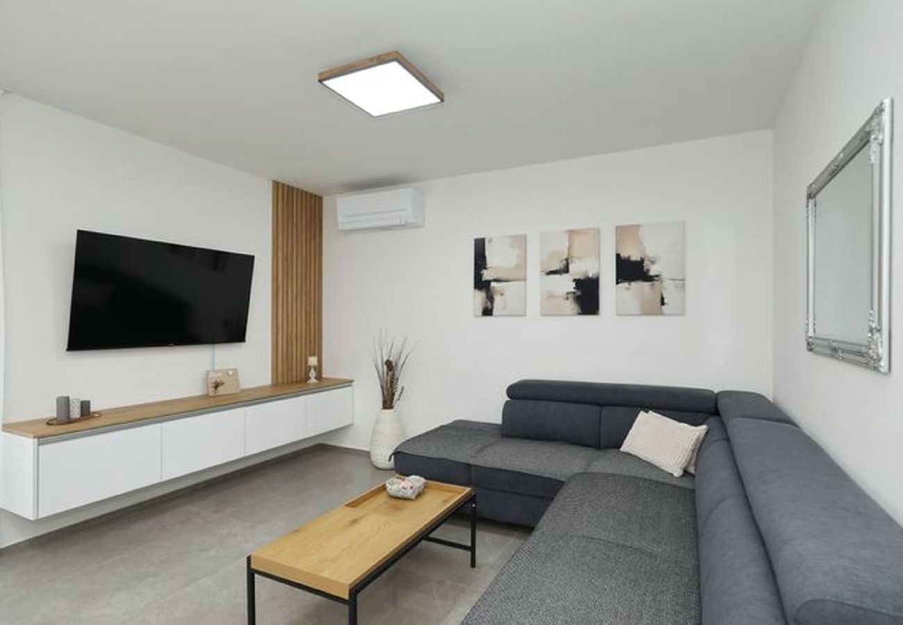 Apartment in Vir - Apartment Cicak No 1 near the beach