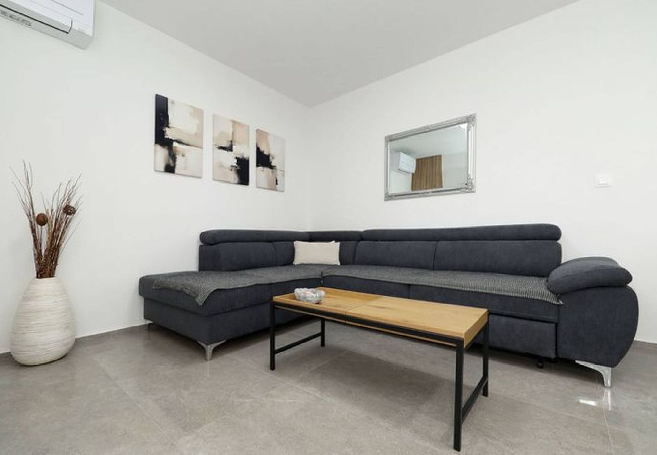 Apartment in Vir - Apartment Cicak No 1 near the beach