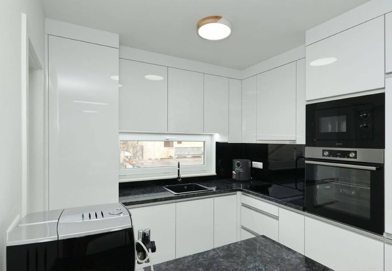 Apartment in Vir - Apartment Cicak No 1 near the beach