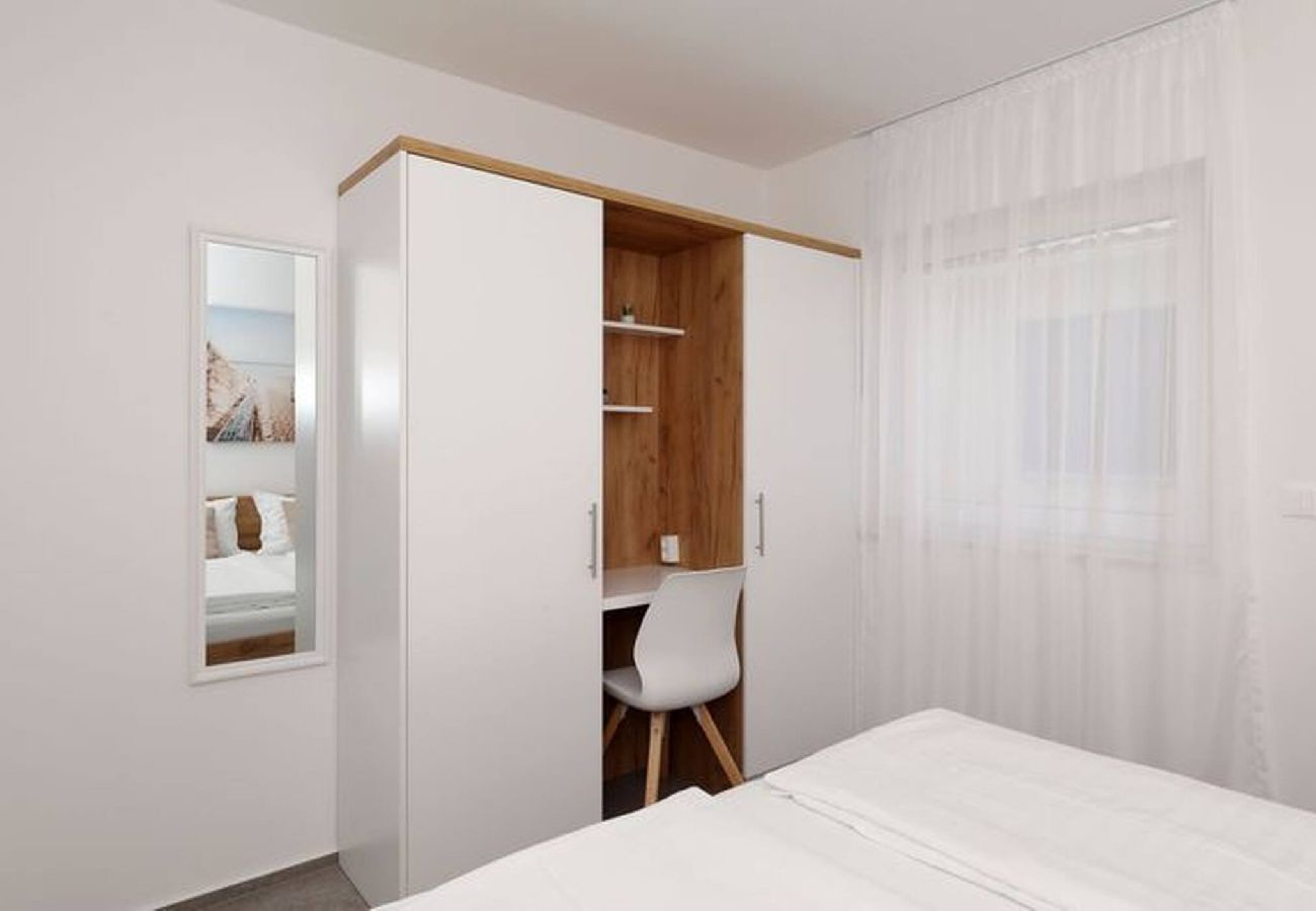Apartment in Vir - Apartment Cicak No 1 near the beach