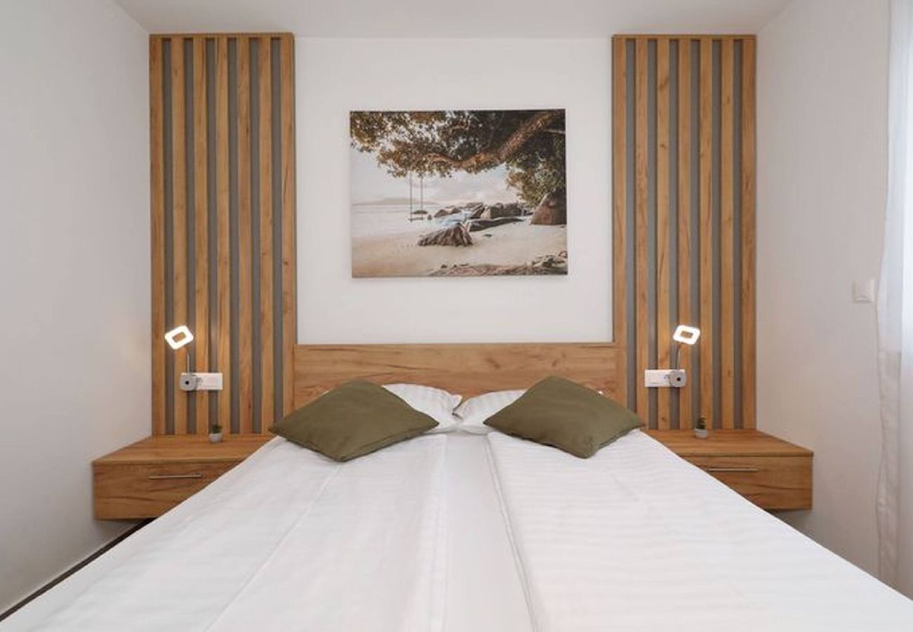 Apartment in Vir - Apartment Cicak No 1 near the beach