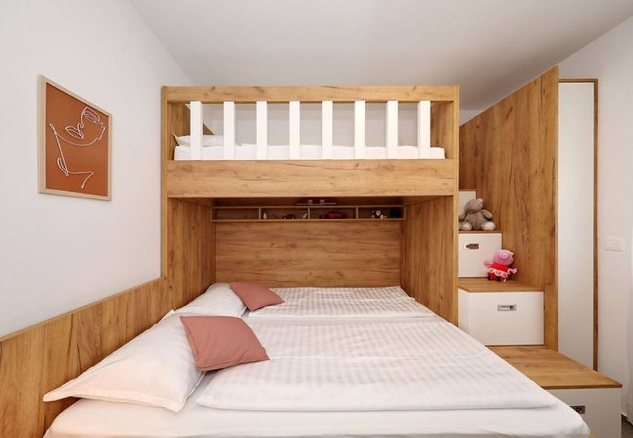Apartment in Vir - Apartment Cicak No 1 near the beach