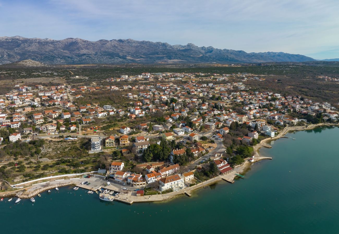 Apartment in Maslenica - Apartment Filip with Sea View and balcony