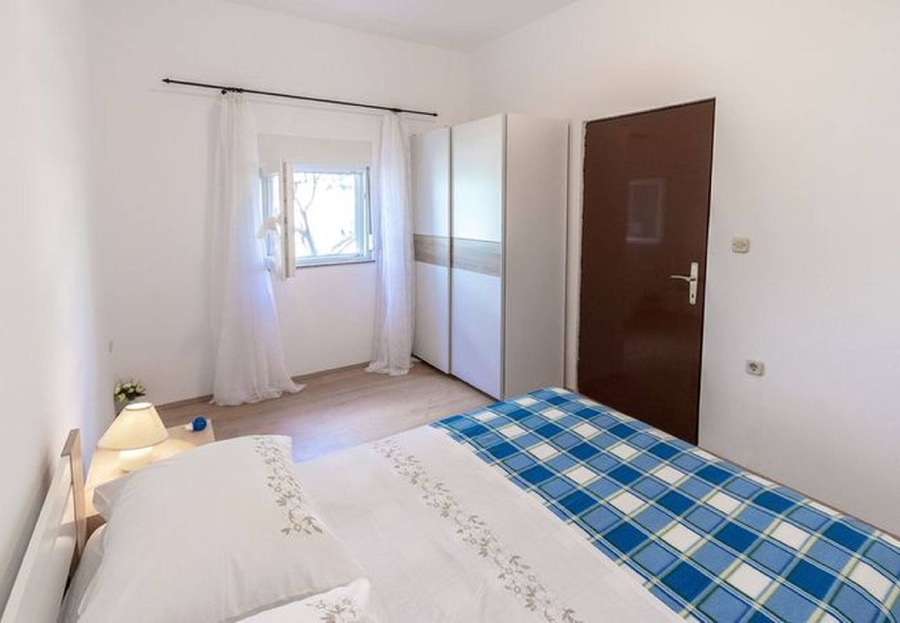 Apartment in Vrsi - Apartment Rubbi No.3 with terrace
