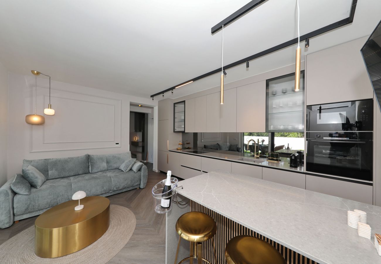 Apartment in Nin - Apartment RoBell with Private Pool