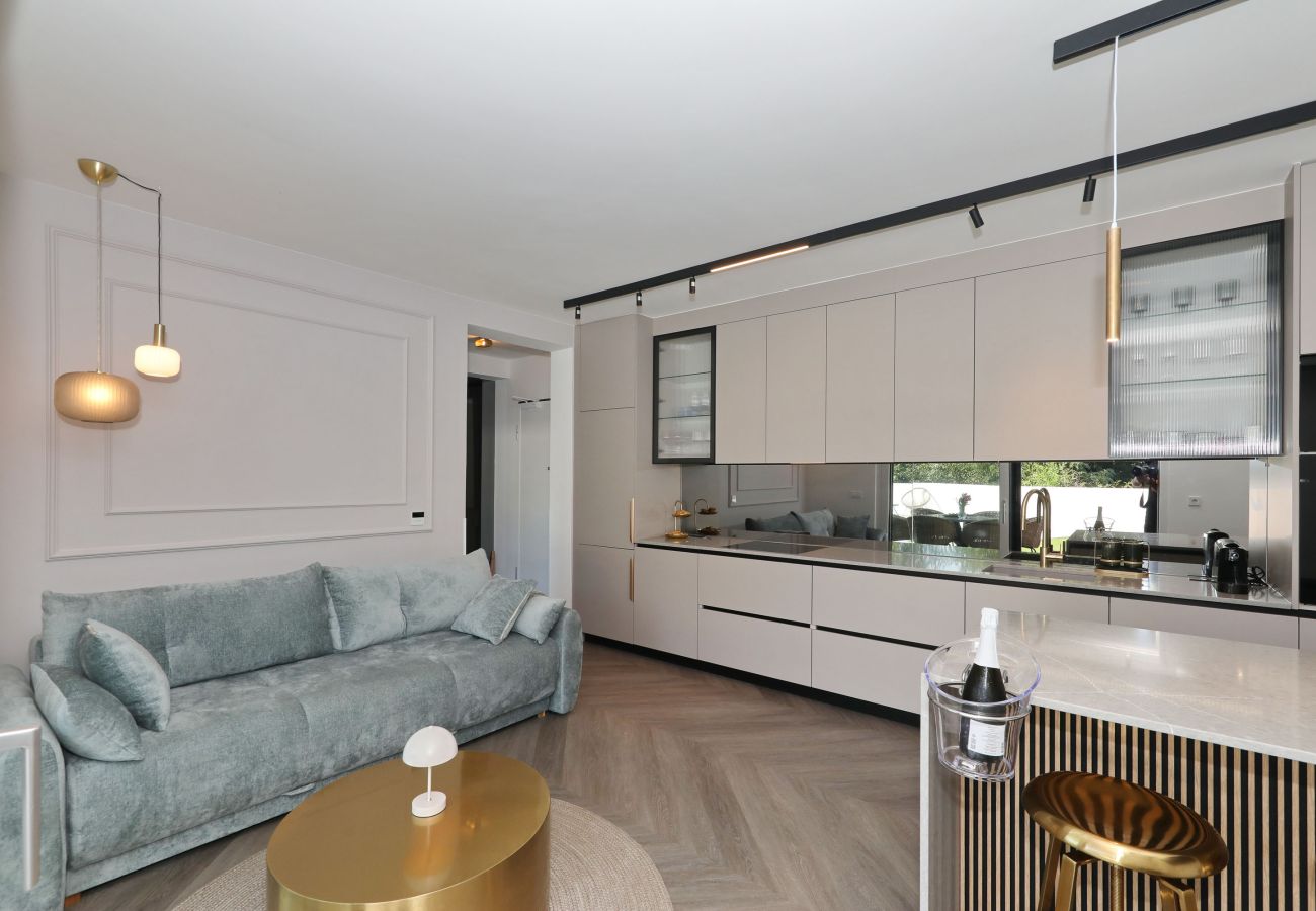 Apartment in Nin - Apartment RoBell with Private Pool