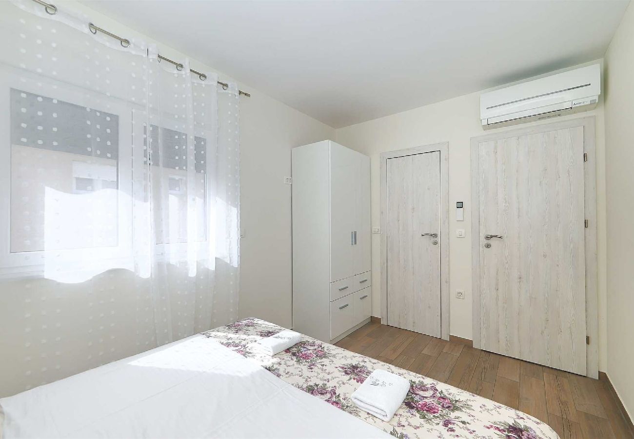 Apartment in Zadar -  Penthouse 6 with Whirlpool and Sea View