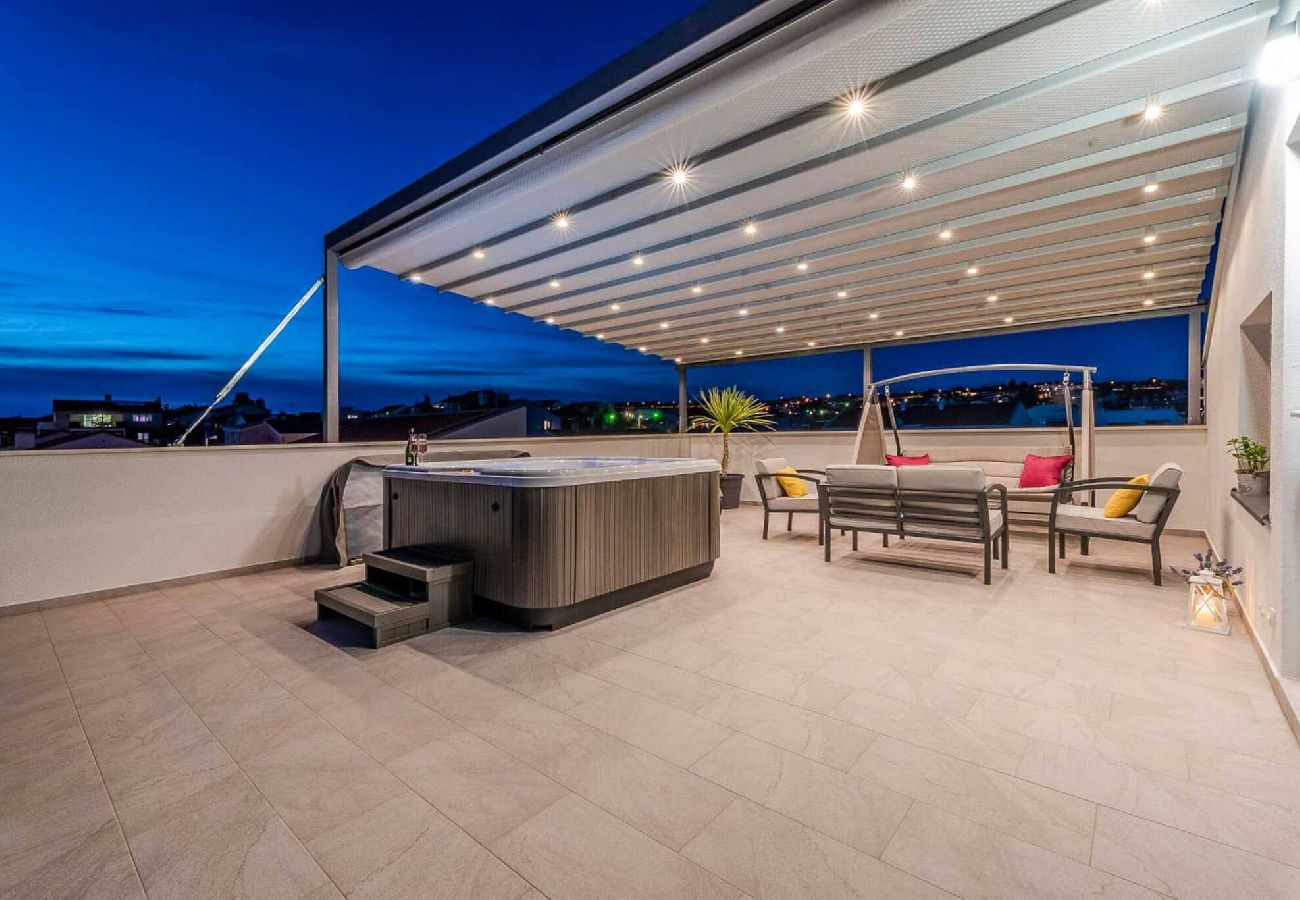 Apartment in Zadar -  Penthouse 6 with Whirlpool and Sea View