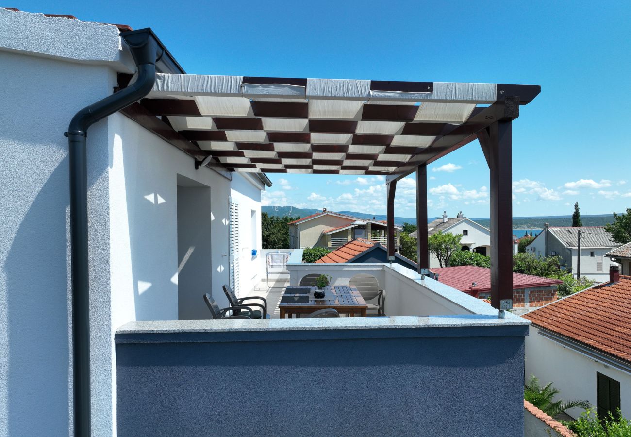 Apartment in Maslenica - Apartment Simaruna with Sea View