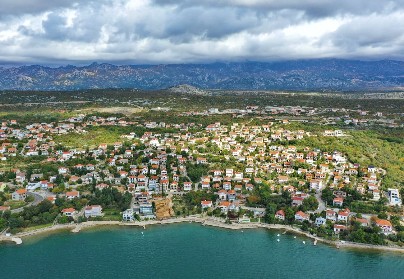 Apartment in Maslenica - Apartment Simaruna with Sea View