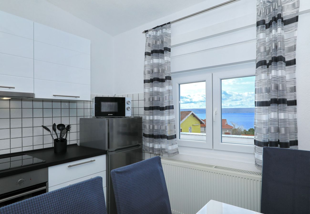 Apartment in Maslenica - Apartment Simaruna with Sea View