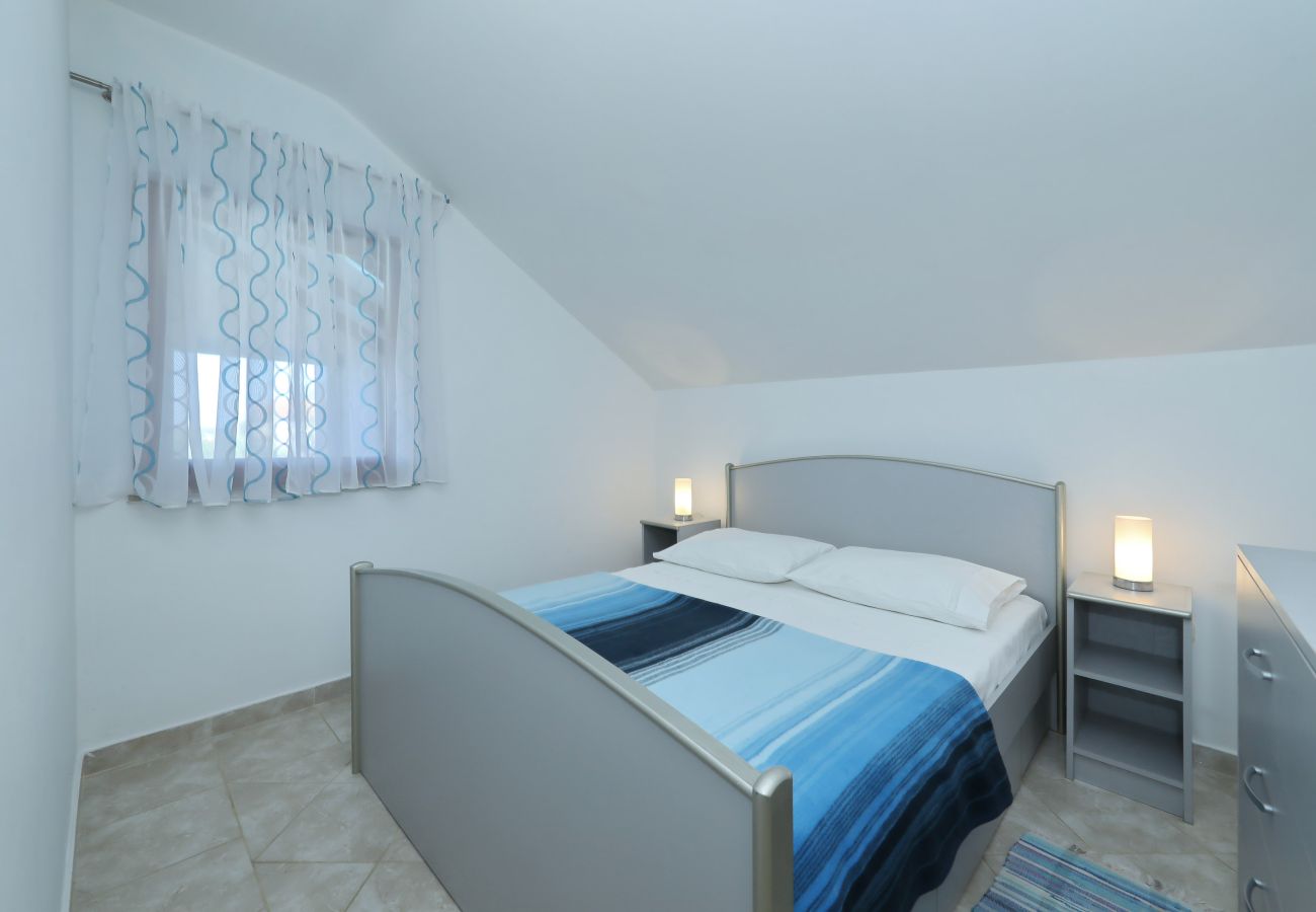 House in Polaca - Holiday Home Polaca with Pool
