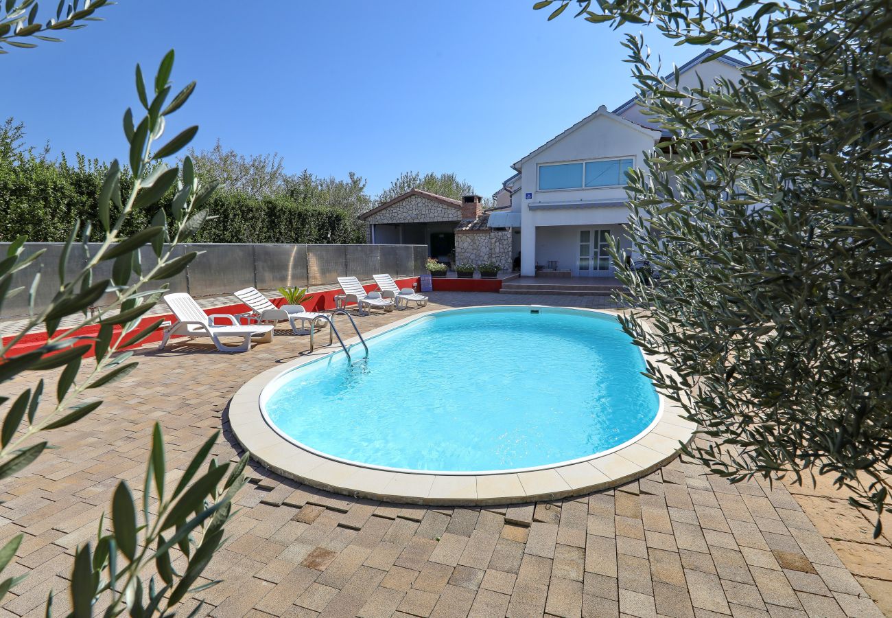House in Polaca - Holiday Home Polaca with Pool