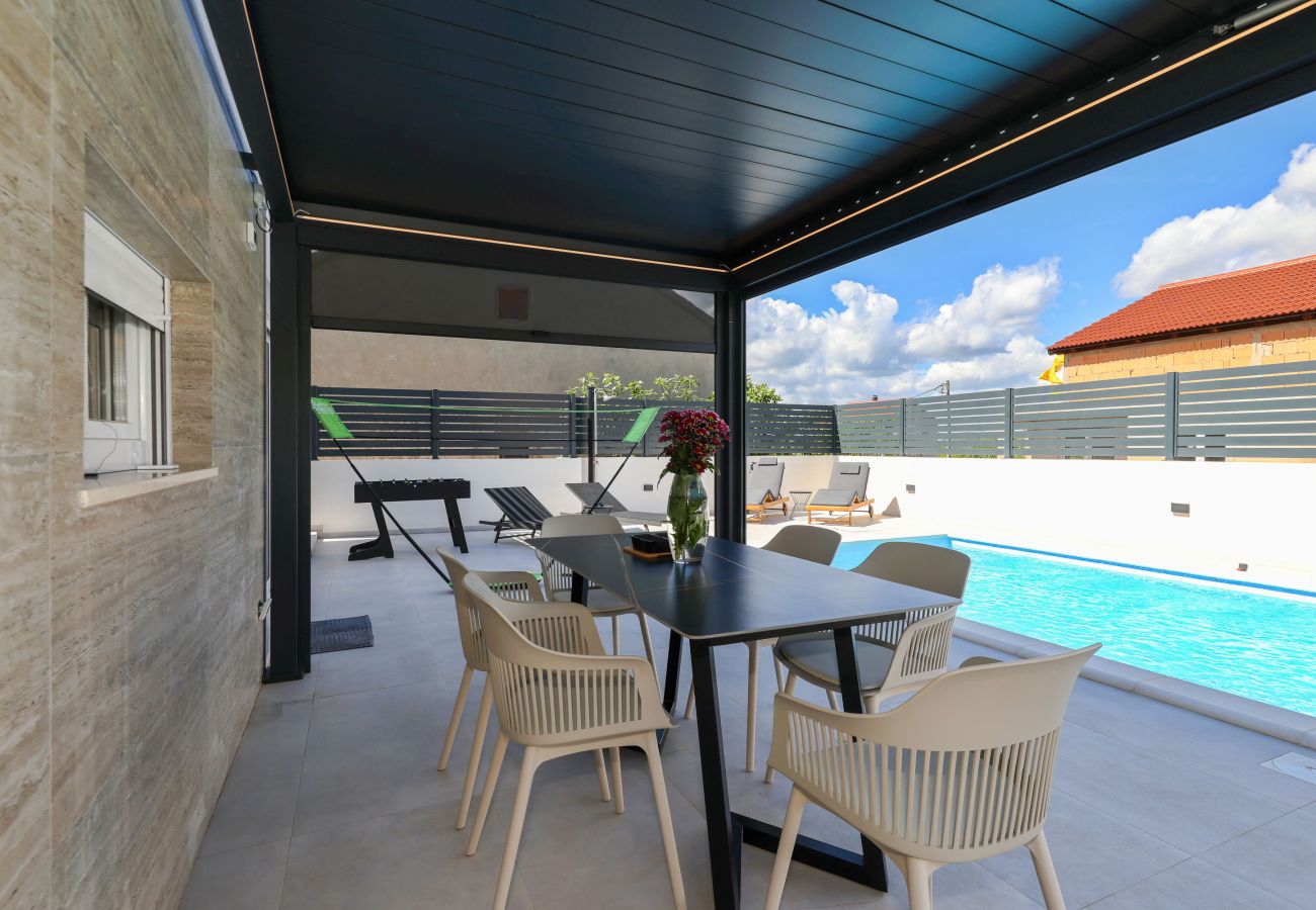 Apartment in Maslenica - Apartment Kala with Heated Private Pool