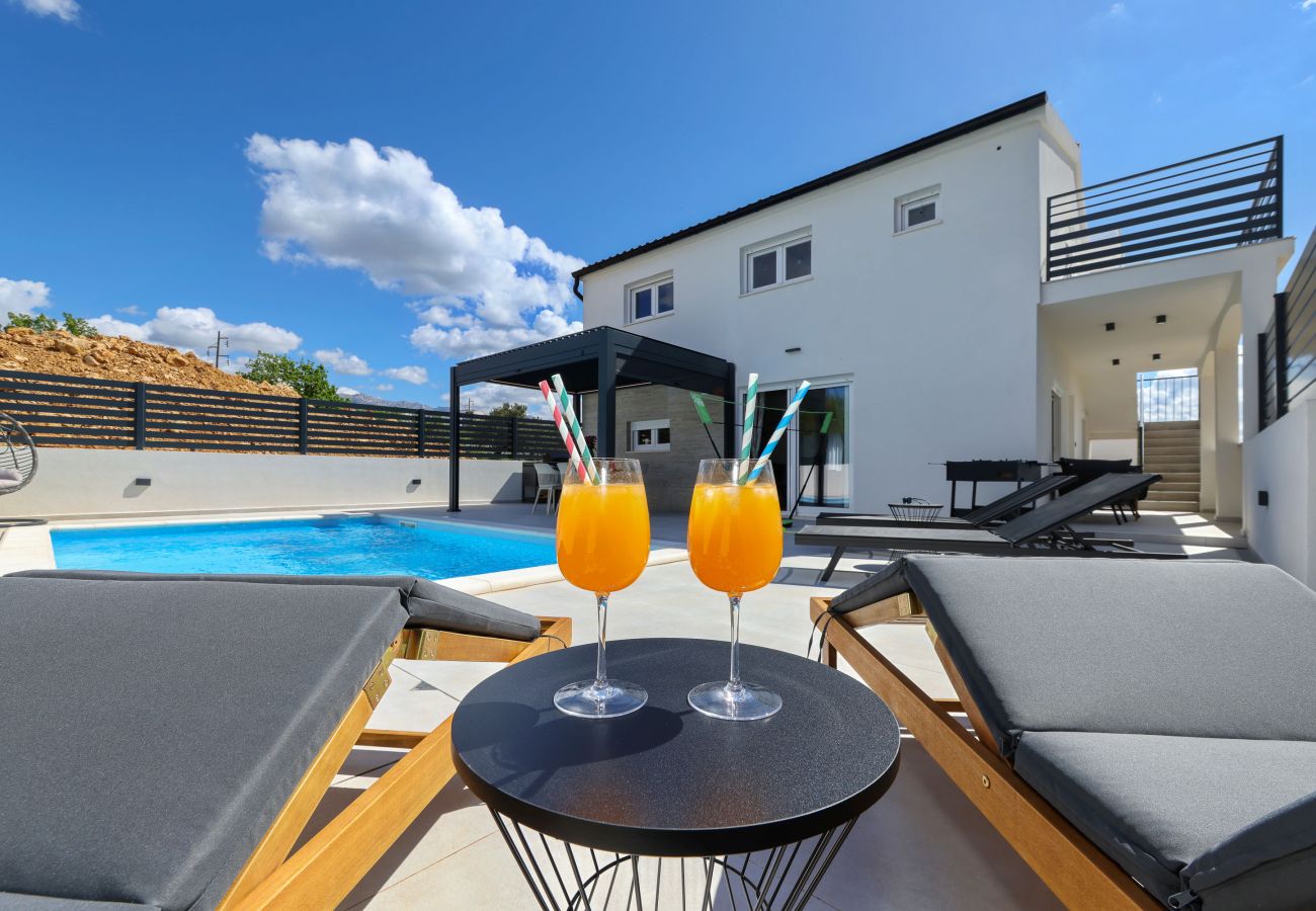 Apartment in Maslenica - Apartment Kala with Heated Private Pool