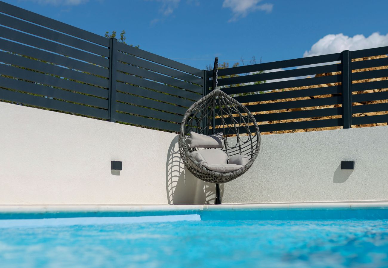 Apartment in Maslenica - Apartment Kala with Heated Private Pool