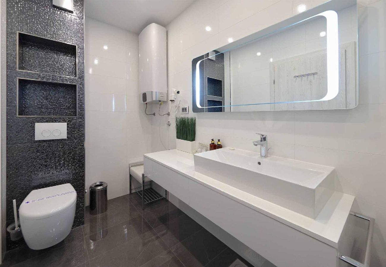 Apartment in Zadar -  Apartment Luxury Apartment 3 with Balcony