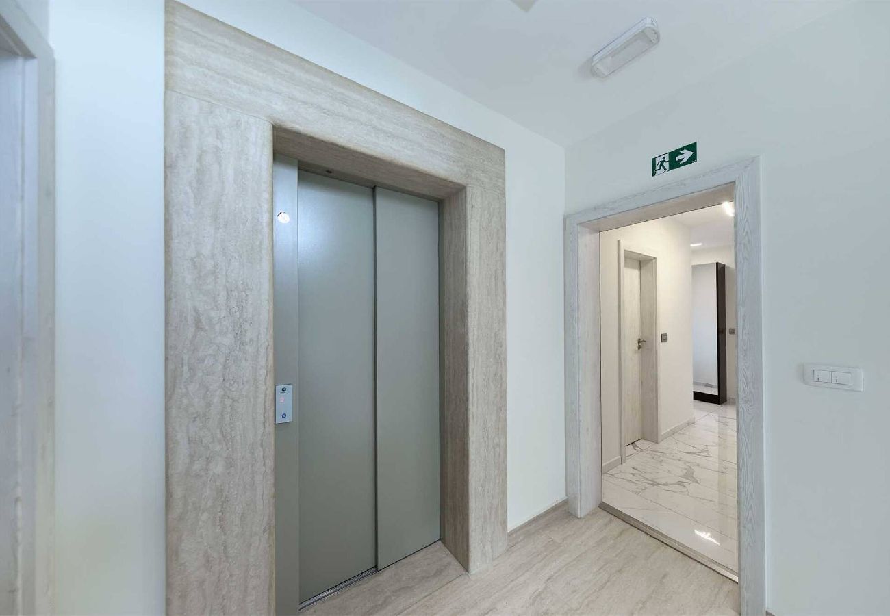 Apartment in Zadar -  Apartment Luxury Apartment 3 with Balcony