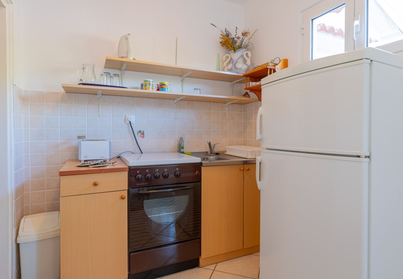 Apartment in Starigrad - Apartment Tinka No.7 near the beach