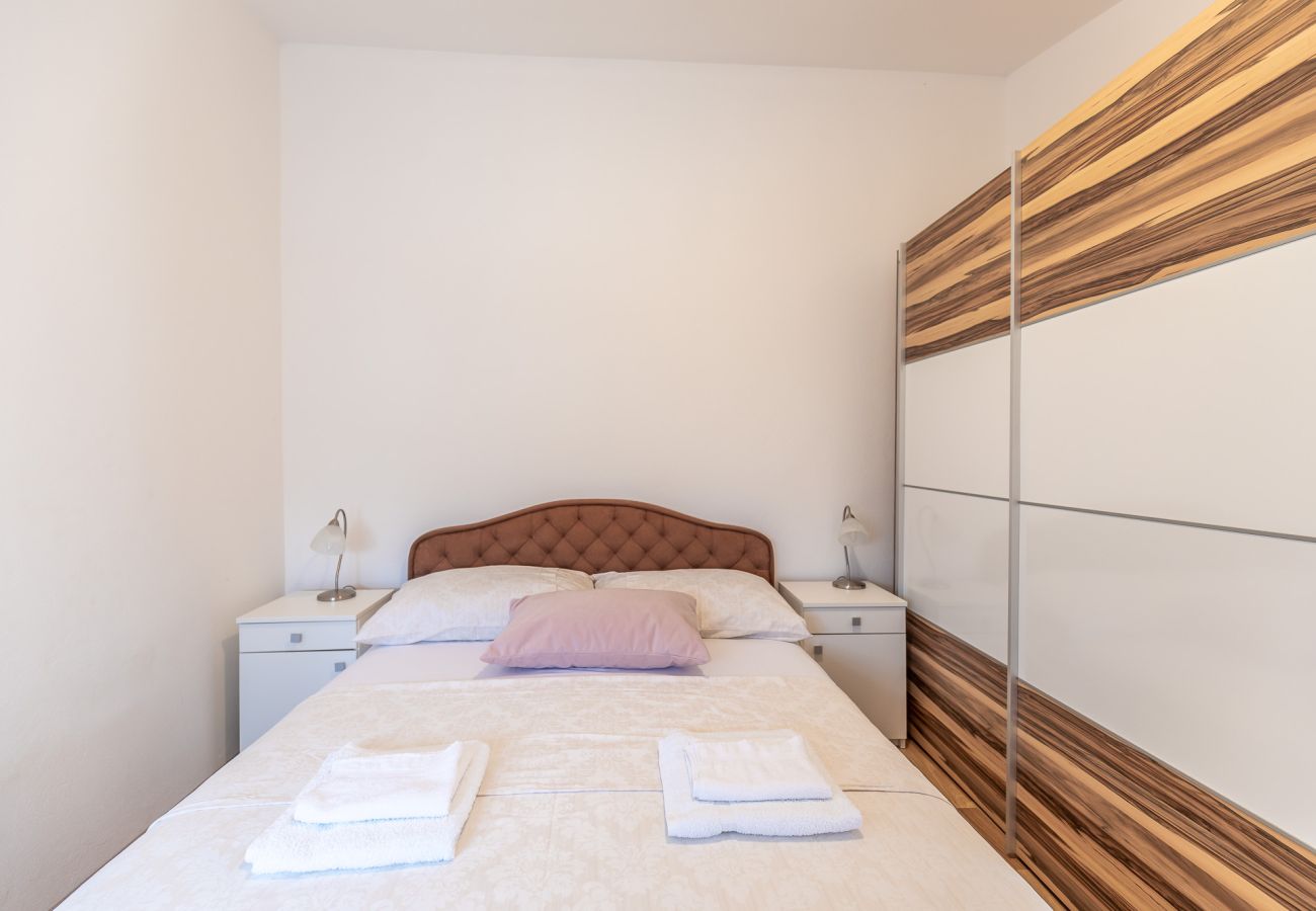 Apartment in Vir - Apartment Bojo No 1 near the Beach