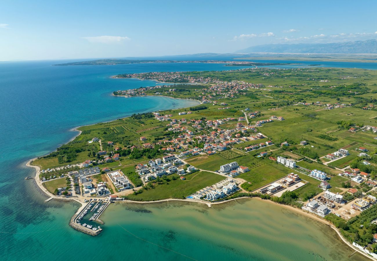 Apartment in Privlaka - Apartment Hugo near the Sea