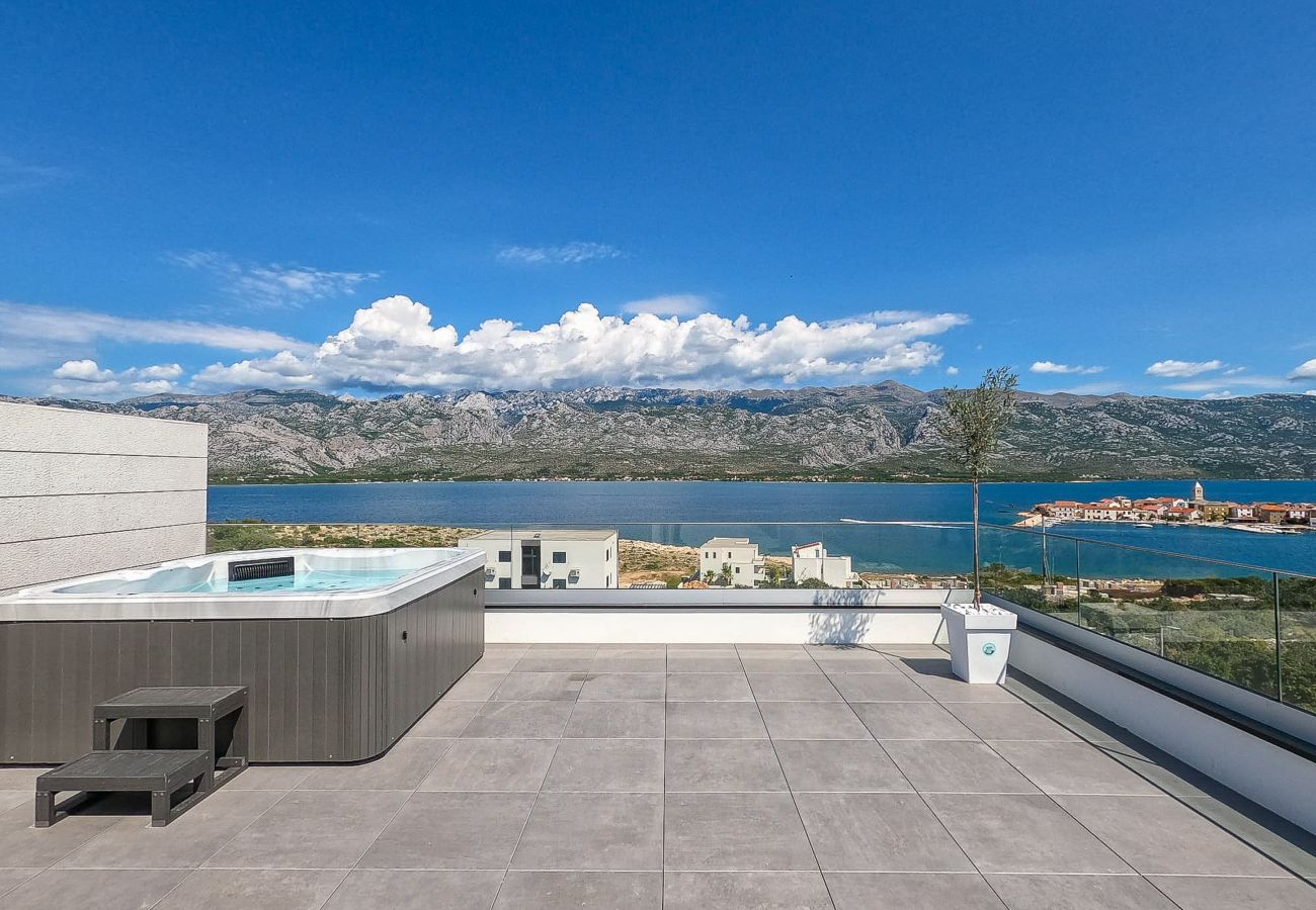 Villa in Vinjerac - Villa One with Heated Pool