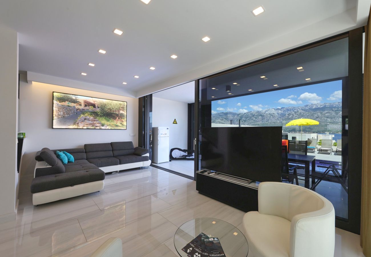 Villa in Vinjerac - Villa One with Heated Pool