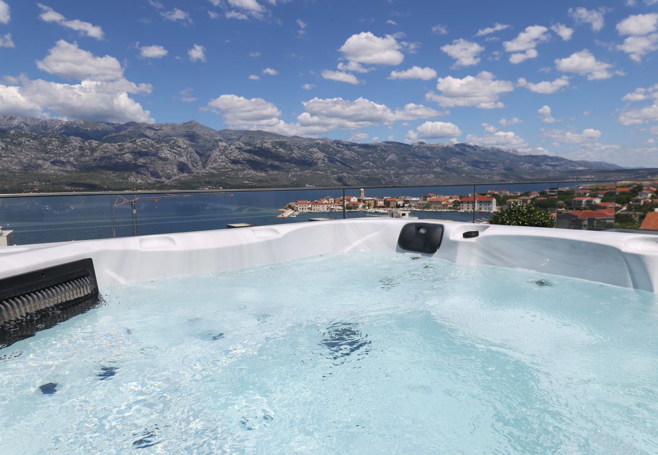 Villa in Vinjerac - Villa One with Heated Pool