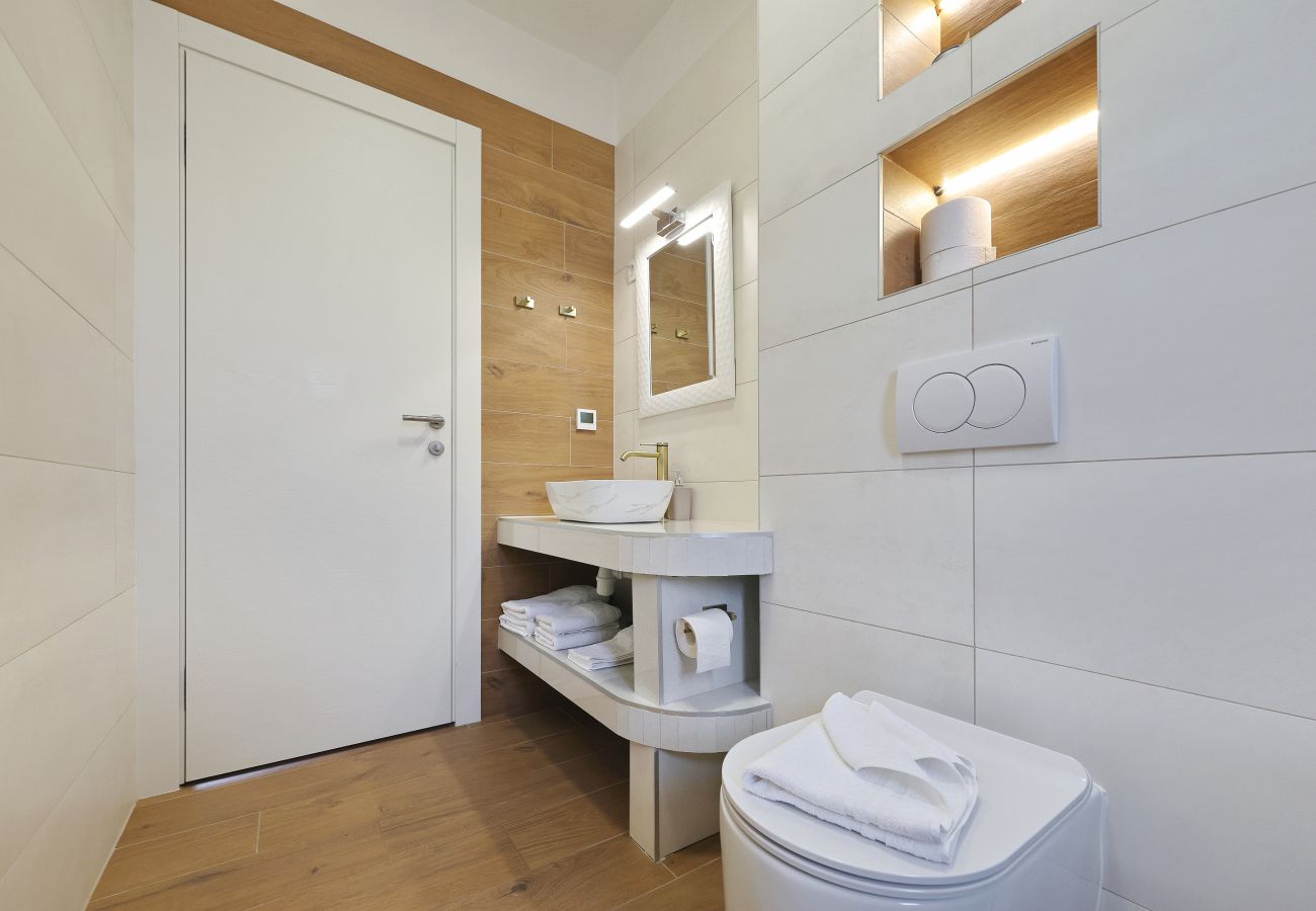 House in Zadar - Holiday Home Casa Coral with Heated Private Pool