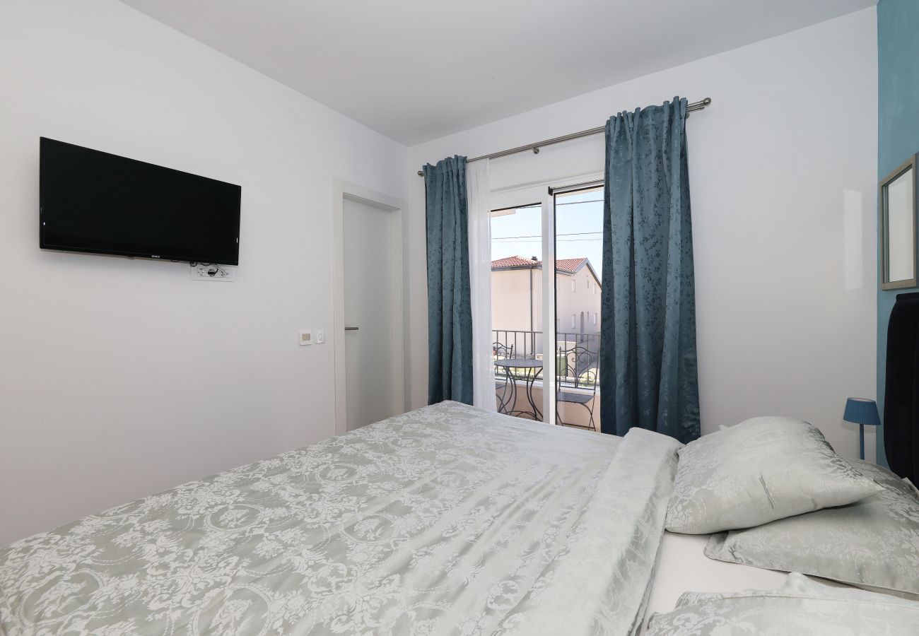 House in Zadar - Holiday Home Casa Coral with Heated Private Pool