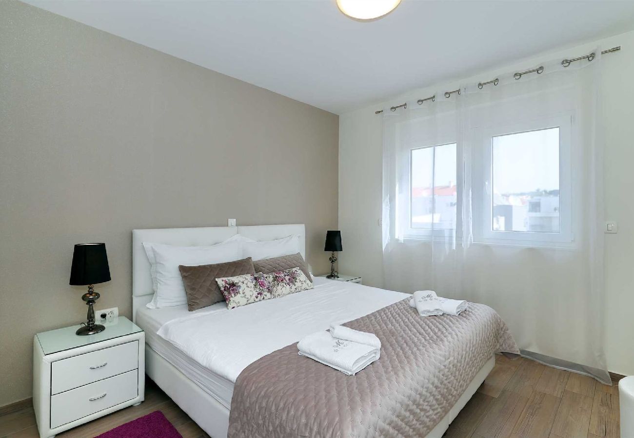 Apartment in Zadar - Apartment Luxury Apartment 4 with Balcony
