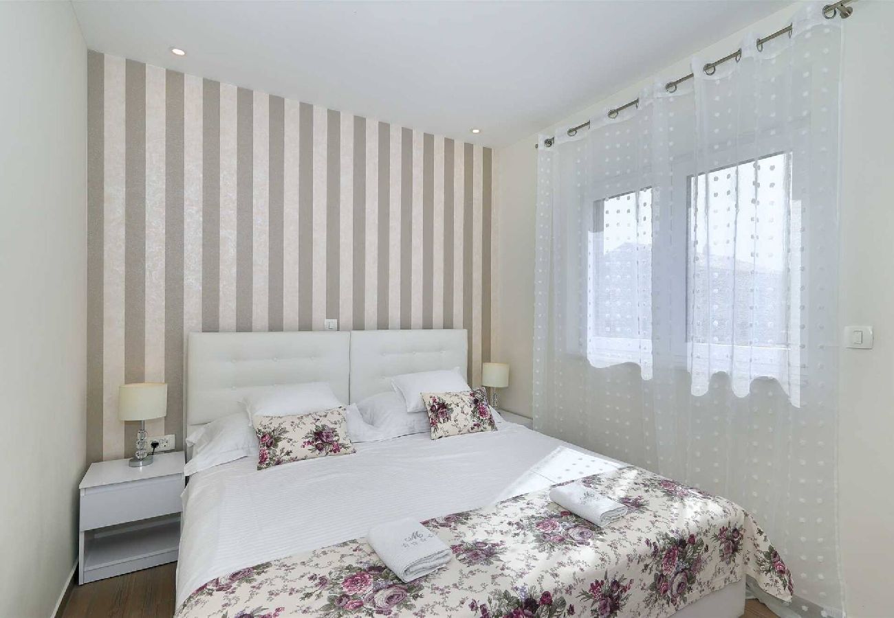 Apartment in Zadar - Apartment Luxury Apartment 4 with Balcony