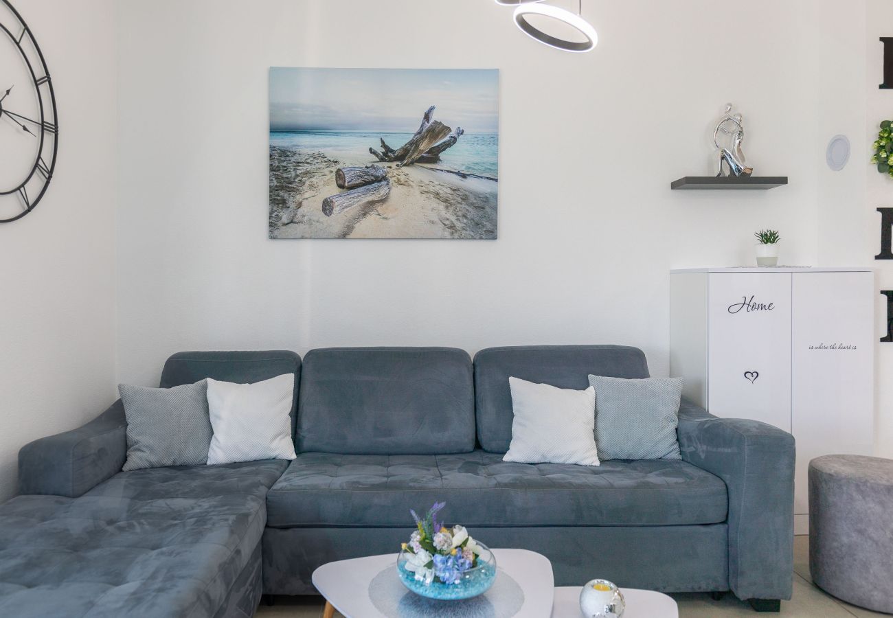 Apartment in Starigrad - Apartment Sea & Stone No.3 with balcony