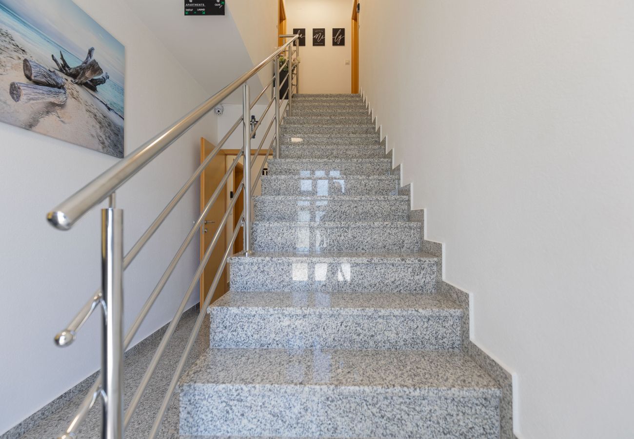 Apartment in Starigrad - Apartment Sea & Stone No.3 with balcony